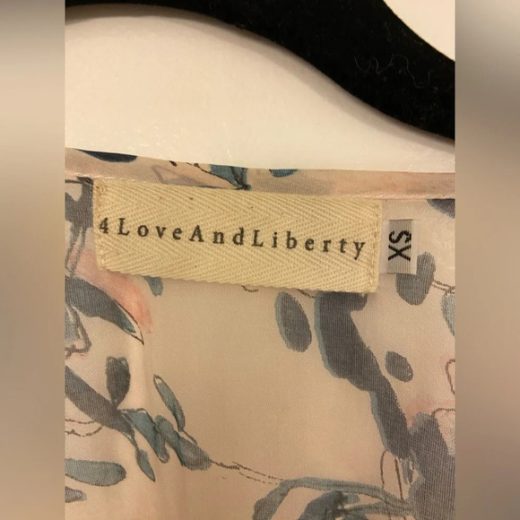 Johnny Was 4Love and Liberty Cecilia Silk Drawstring Tunic Floral Size XS - Picture 5 of 9